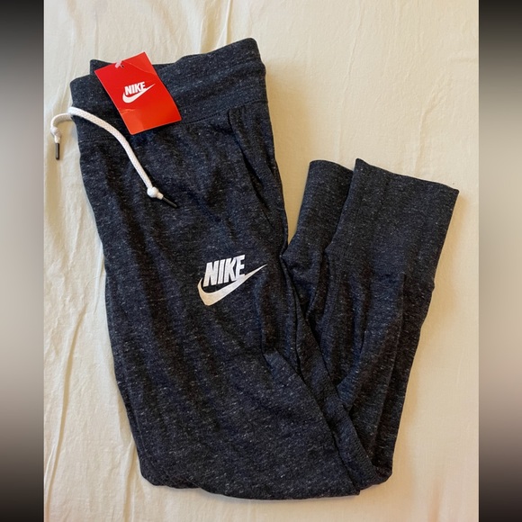 Nike Pants - NWT Nike Athletic Lounge Sweatpants